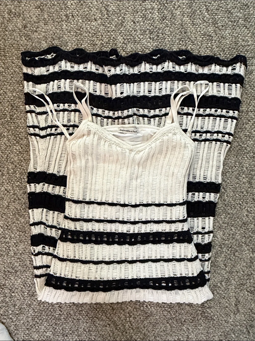 Abercrombie & Fitch White/Black Striped Knit Midi Dress